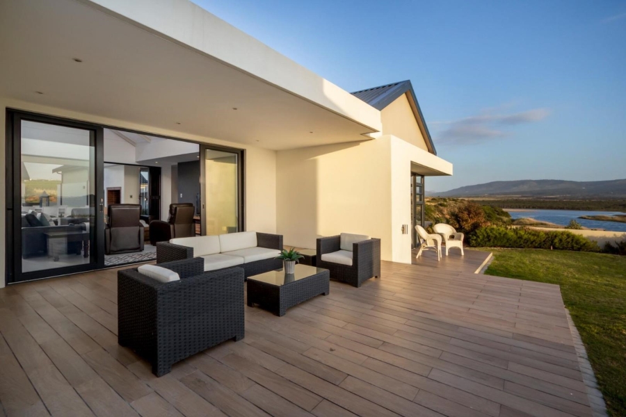 4 Bedroom Property for Sale in Benguela Cove Lagoon Wine Estate Western Cape